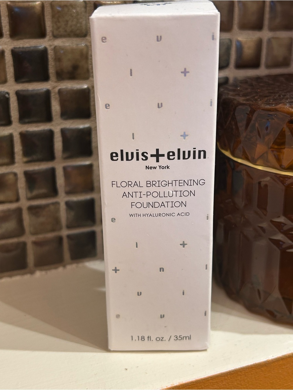 Elvis+Elvin Foundation R120